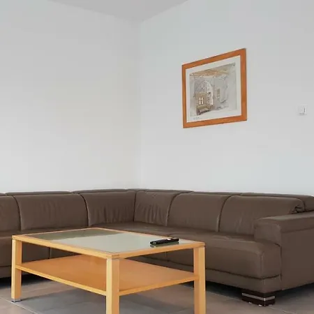 Fewosi Apartment *
